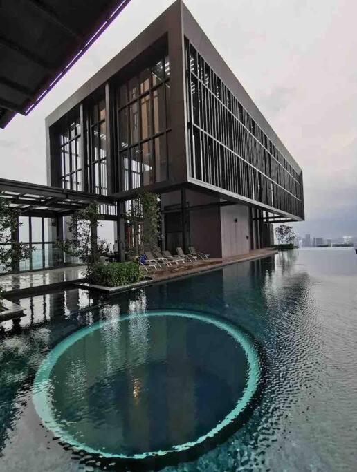 Infinity Pool/ Lucentia Bbcc, Near Lalaport, Pnb118, Klcc Lejlighed Kuala Lumpur Eksteriør billede